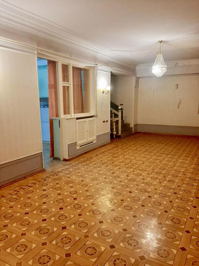 Royal Boutique Hotel On Kievyan Ереван Екстериор снимка