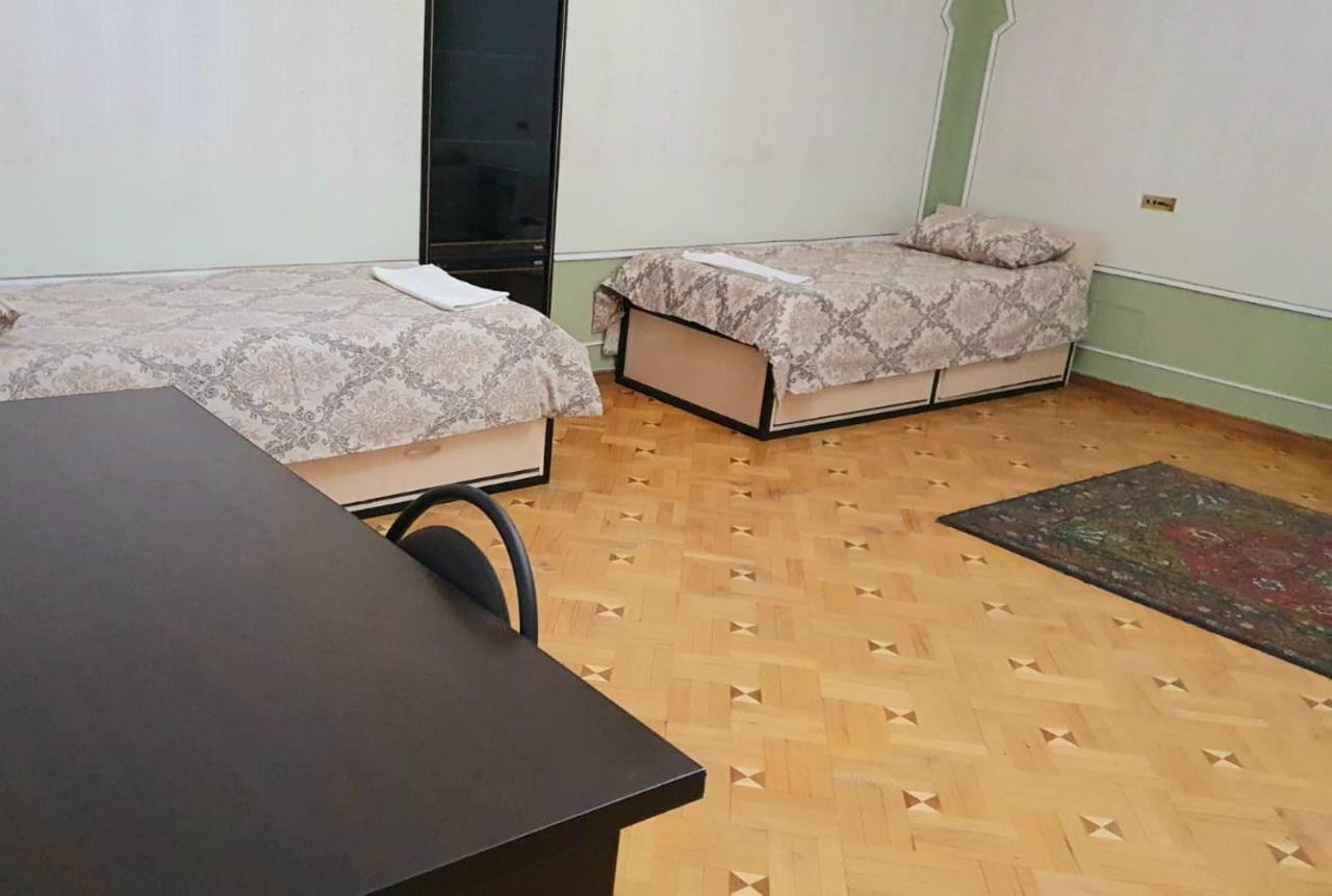 Royal Boutique Hotel On Kievyan Ереван Екстериор снимка