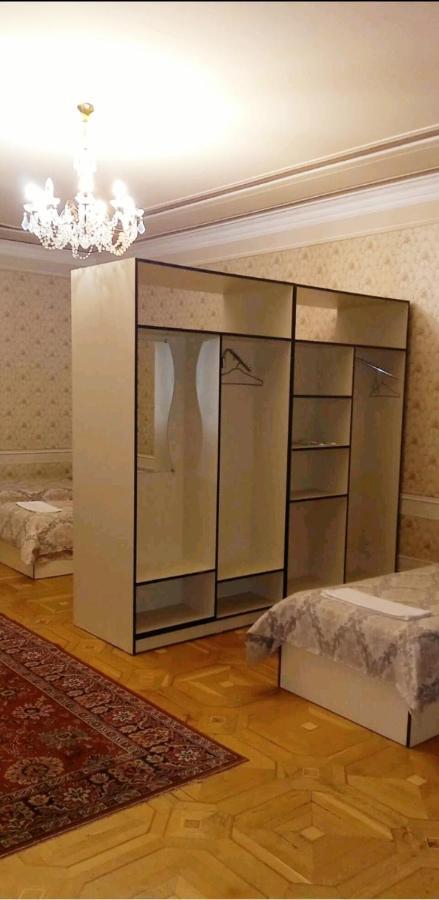 Royal Boutique Hotel On Kievyan Ереван Екстериор снимка