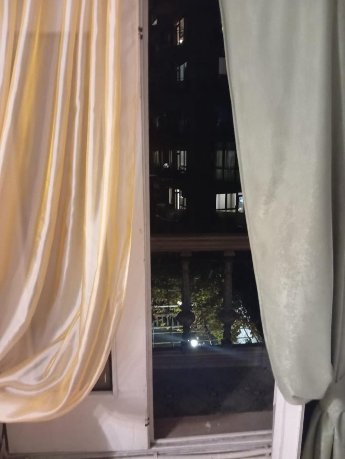 Royal Boutique Hotel On Kievyan Ереван Екстериор снимка